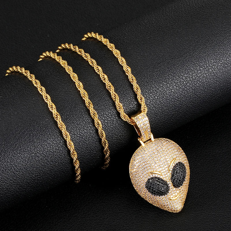 Colgante Alien Head - Collar Hip Hop en Oro y Circón